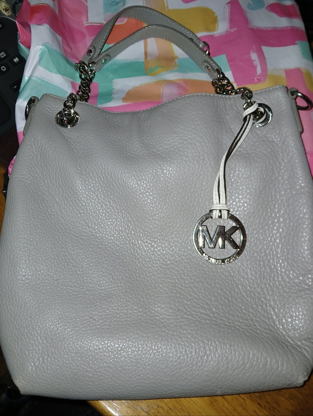 Michael Kors Gray Leather shoulder bag, Medium Jet Set comes w/o MK dust bag - Picture 1 of 8